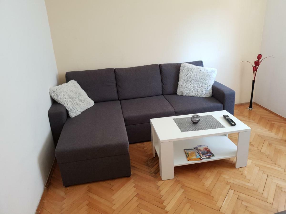Apartments Mamich Kaštela Eksteriør billede